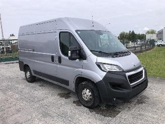 Unfallwagen Peugeot Boxer 2.2 HDI 2021/4