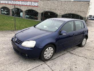 skadebil auto Volkswagen Golf 1.4 I 2006/4