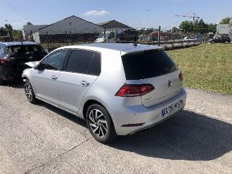 Damaged car Volkswagen Golf 1.0TSI  SOUND 2018/5