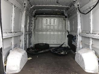 Fiat Ducato electrique picture 17