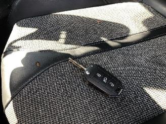Peugeot 3008 1.6 HDI picture 17