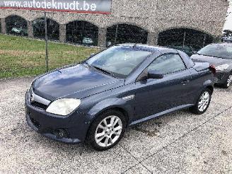 damaged passenger cars Opel Tigra 1.4 I 2006/3