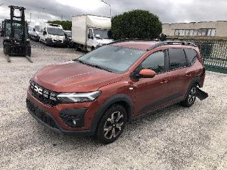 Coche accidentado Dacia Jogger 1.0 LPG 2023/4