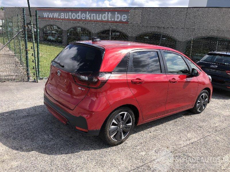 Honda Jazz 1.5   E-CVT