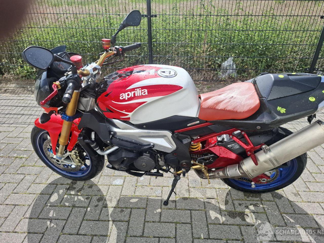 Aprilia Tuono 1000r
