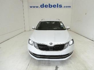 krockskadad bil auto Skoda Octavia STYLE 2021/1