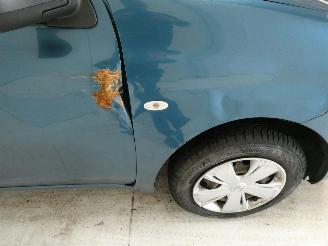 Nissan Micra  picture 14