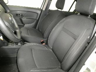 Dacia Logan  picture 14