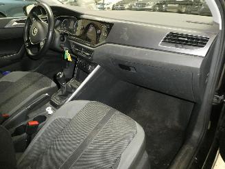 Volkswagen Polo 1.0 HIGHLINE picture 18