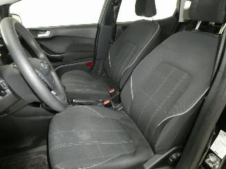 Ford Fiesta TREND picture 12