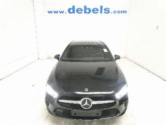 uszkodzony samochody osobowe Mercedes A-klasse 1.5D   D 2019/6