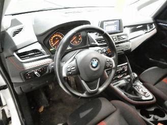 BMW 2-serie 2.0D  D picture 19