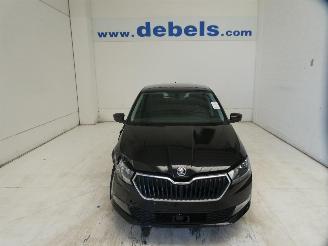 Schadeauto Skoda Fabia AMBITION 2019/9