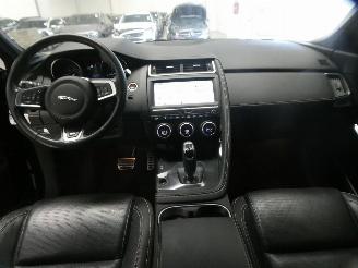 Jaguar E-Pace 2.0D S picture 15