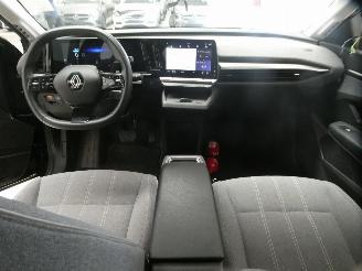Renault Mégane E-TECH EVOLUT picture 20
