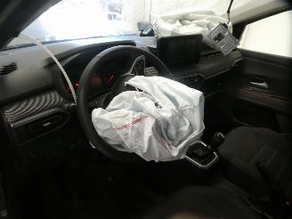 Dacia Sandero III EXPRESSI picture 23