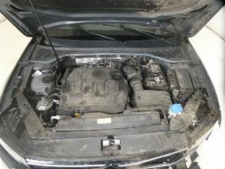 Volkswagen Passat 2.0D BUSINESS picture 32