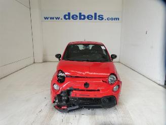krockskadad bil auto Fiat 500 ABARTH 595 2018/3