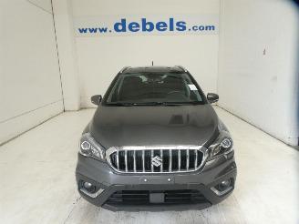 Suzuki SX4 S-CROSS picture 1