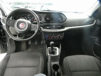 Fiat Tipo 1.3D  POP picture 23