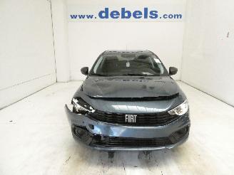 Vaurioauto  passenger cars Fiat Tipo  2021/3