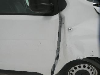 Opel Vivaro 1.5 TURBO picture 14