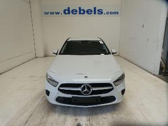 Unfallwagen Mercedes A-klasse LIMOUSINE BUSINESS S 2022/3