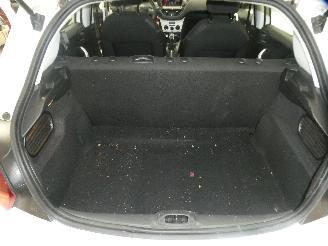 Peugeot 208 LIKE picture 17
