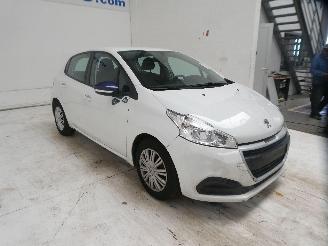 Peugeot 208 LIKE picture 8