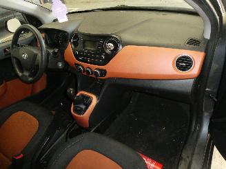 Hyundai I-10 I 10 AIR picture 14