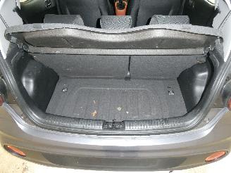 Hyundai I-10 I 10 AIR picture 20