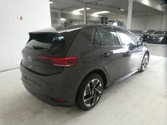 Volkswagen ID.3 PRO picture 9