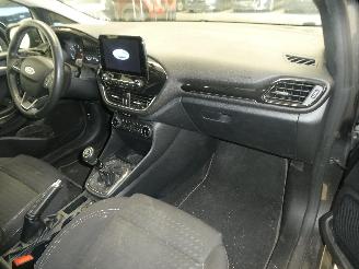 Ford Fiesta TITANIUM picture 11