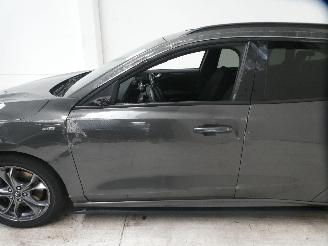 Ford Focus ST-LINE X picture 5