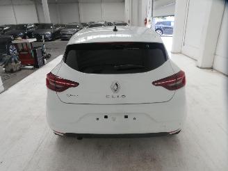 Renault Clio  picture 5