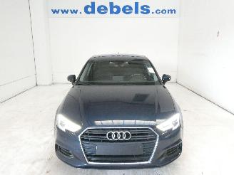 uszkodzony samochody osobowe Audi A3 BERLINE 2020/8