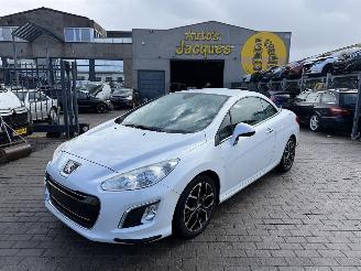 skadebil auto Peugeot 308 CABRIOLET 2011/10