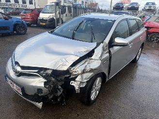 Toyota Auris HYBRID BREAK picture 4