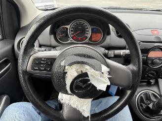 Mazda 2 ACTIVE picture 17