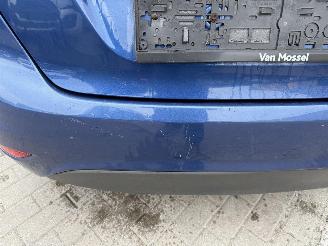 Ford Fiesta 1.4I picture 13