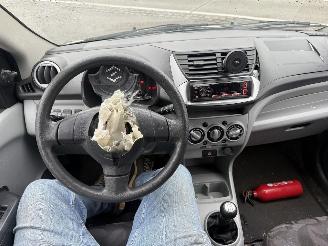 Suzuki Alto 1.0 GT CROSS picture 9