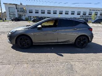 Opel Astra OPC LINE picture 5