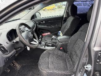 Kia Sportage 1.6I LOUNGE picture 10