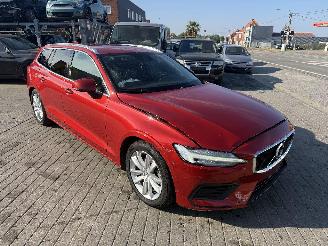 Volvo V-60 2.0 D3 MOMENTUM picture 3