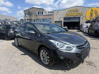 uszkodzony samochody osobowe Hyundai I-40 1.7 CRDI STYLE 2014/10