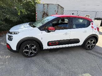 damaged passenger cars Citroën C3 1.2I SHINE 2021/10