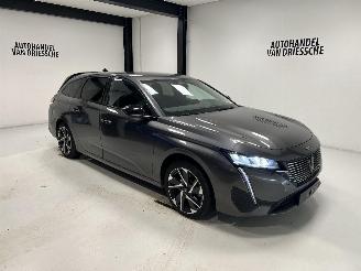 Schadeauto Peugeot 308 ALLURE 2023/3