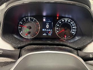 Renault Clio  picture 13
