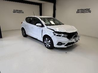 Dacia Sandero  picture 1