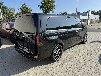 Mercedes V-klasse V300 extra lang 4-Matic Facelift picture 4